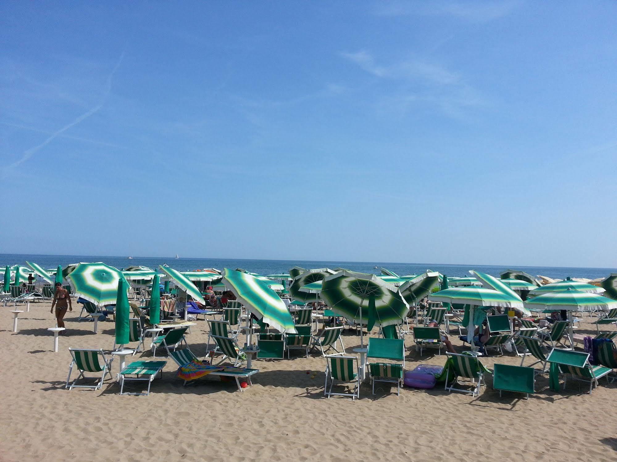 Hotel Laguna Lido di Jesolo Buitenkant foto